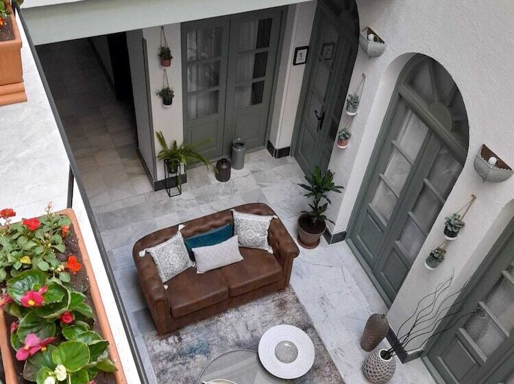 تختخواب و صبحانه La Gitanilla Alojamiento & Encanto Jerez