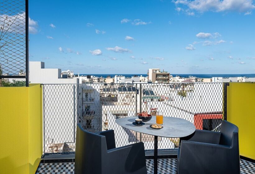 ホテル 3 Pines Design Living