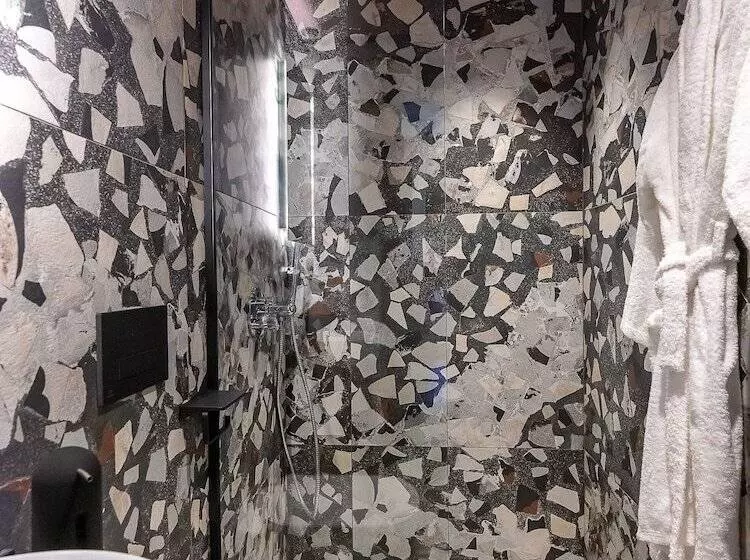 ホテル 3 Pines Design Living