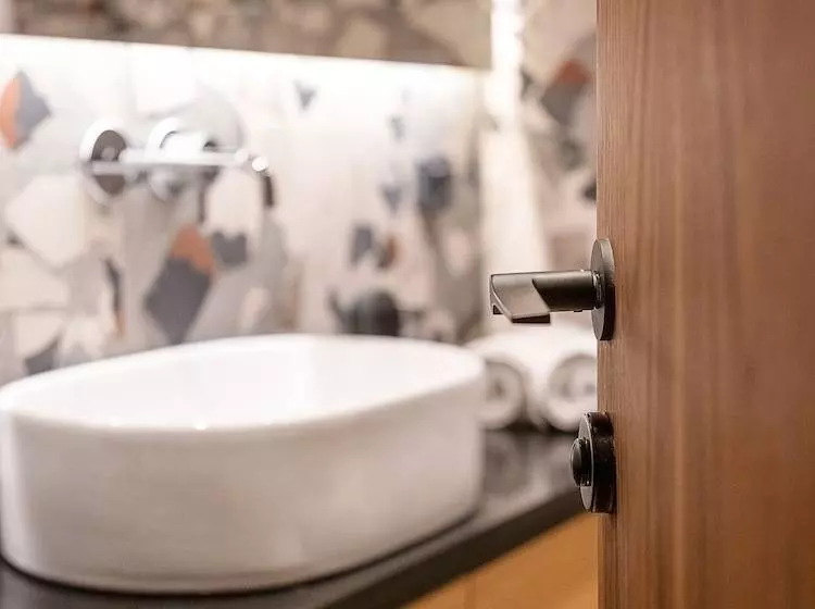 ホテル 3 Pines Design Living