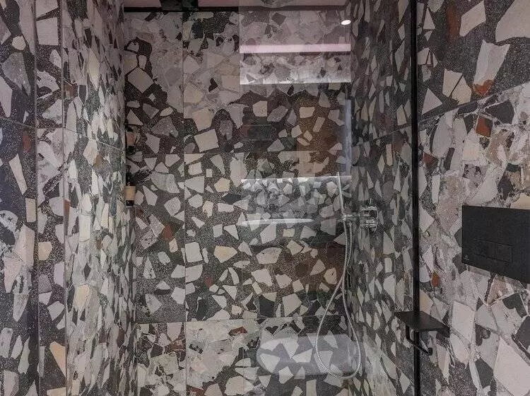 ホテル 3 Pines Design Living