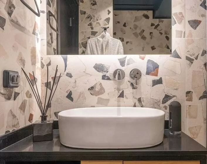 ホテル 3 Pines Design Living