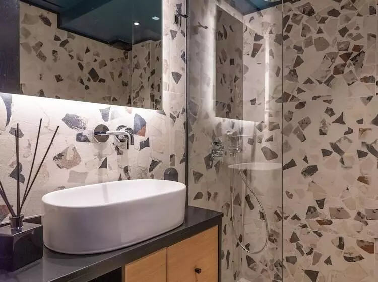 ホテル 3 Pines Design Living