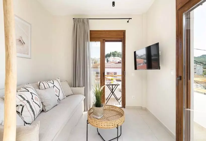 Palm Suites