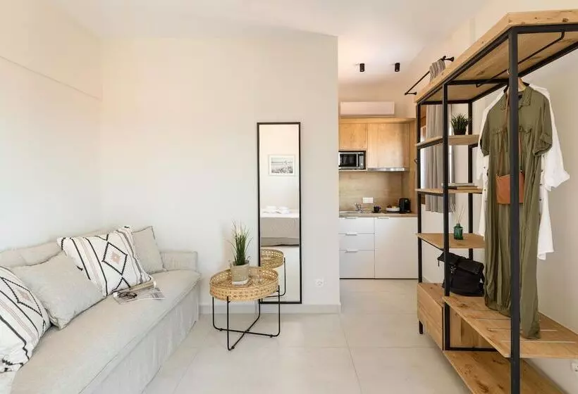Palm Suites
