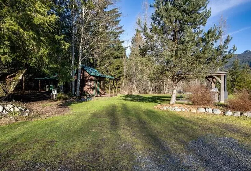71mf  Rustic   Pets Ok   Sleeps 4