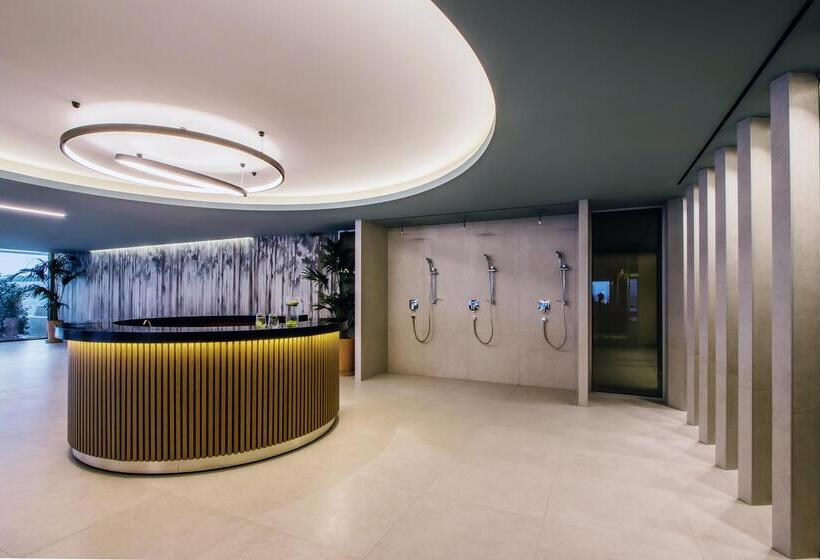 Ammoa Luxury Hotel & Spa Resort