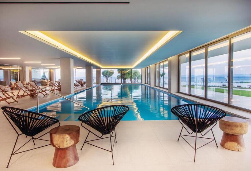 Ammoa Luxury Hotel & Spa Resort