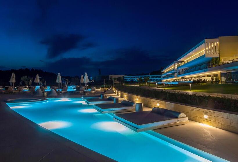 Ammoa Luxury Hotel & Spa Resort