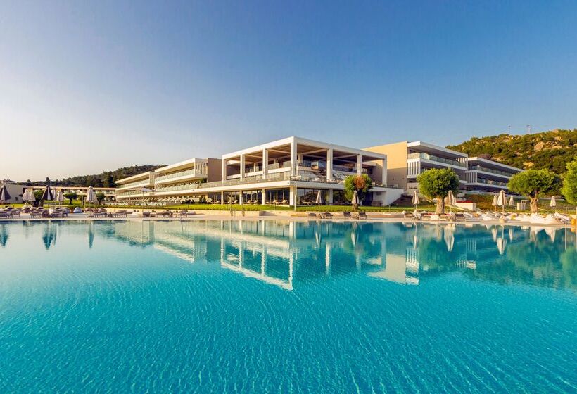 Ammoa Luxury Hotel & Spa Resort