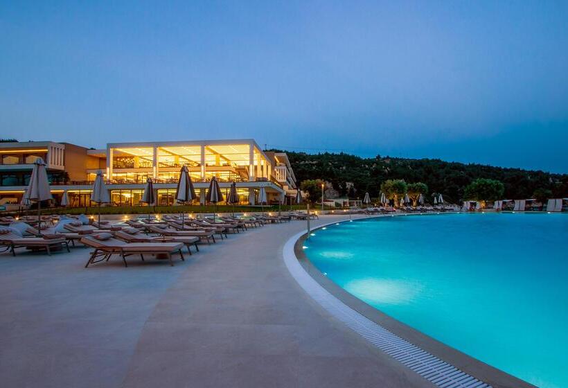 Ammoa Luxury Hotel & Spa Resort