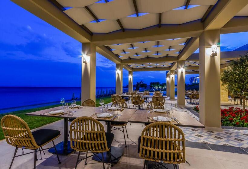 Ammoa Luxury Hotel & Spa Resort