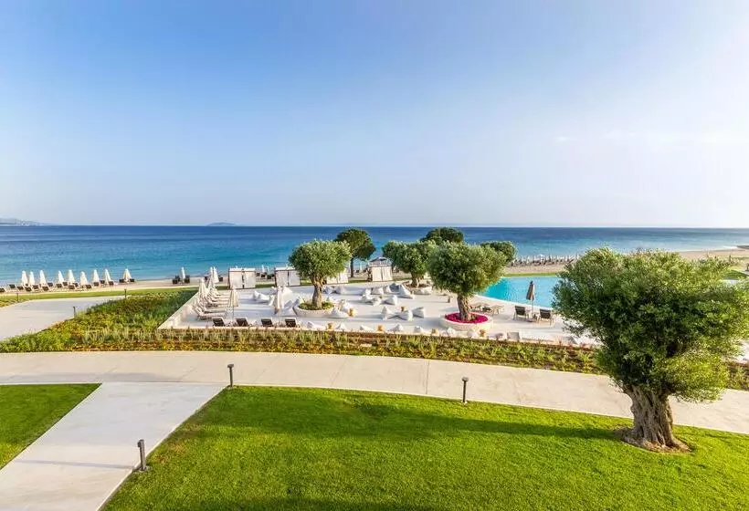 Ammoa Luxury Hotel & Spa Resort