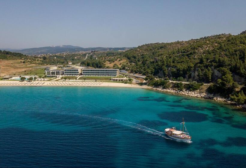 Ammoa Luxury Hotel & Spa Resort