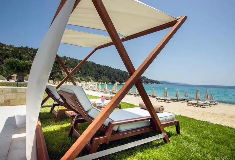 Ammoa Luxury Hotel & Spa Resort