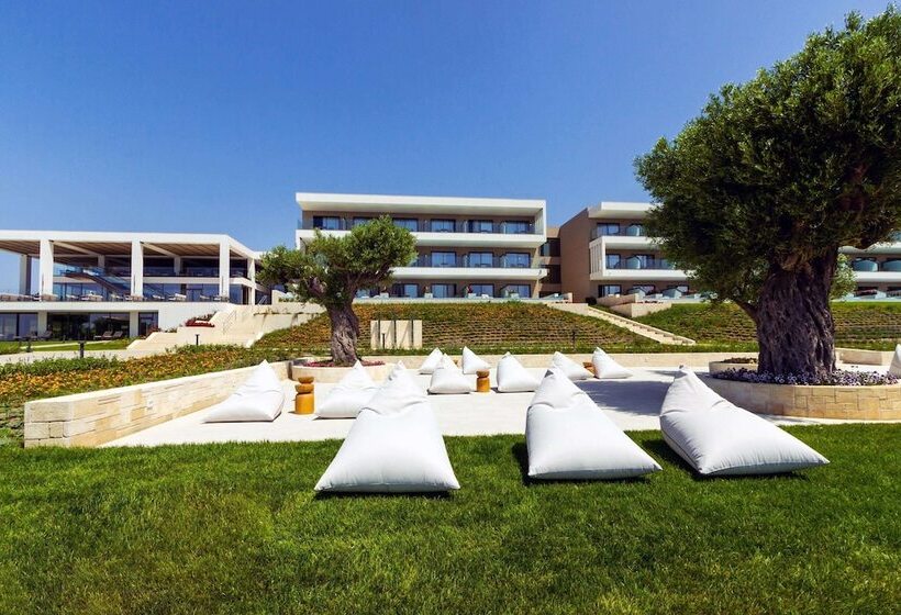 Ammoa Luxury Hotel & Spa Resort