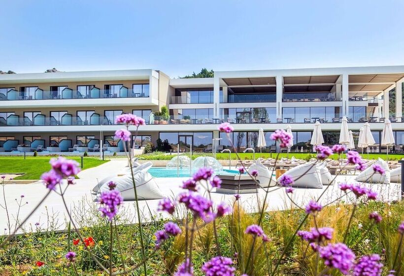 Ammoa Luxury Hotel & Spa Resort