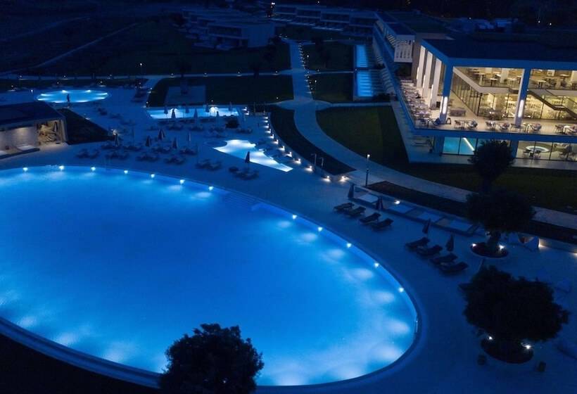 Ammoa Luxury Hotel & Spa Resort