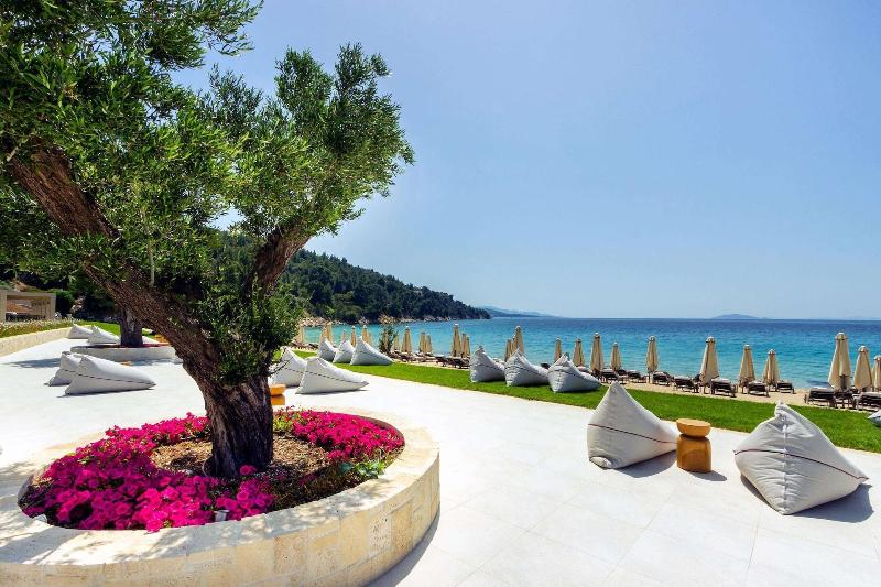 Ammoa Luxury Hotel & Spa Resort