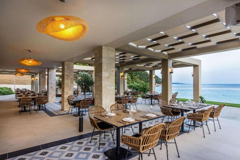 Ammoa Luxury Hotel & Spa Resort