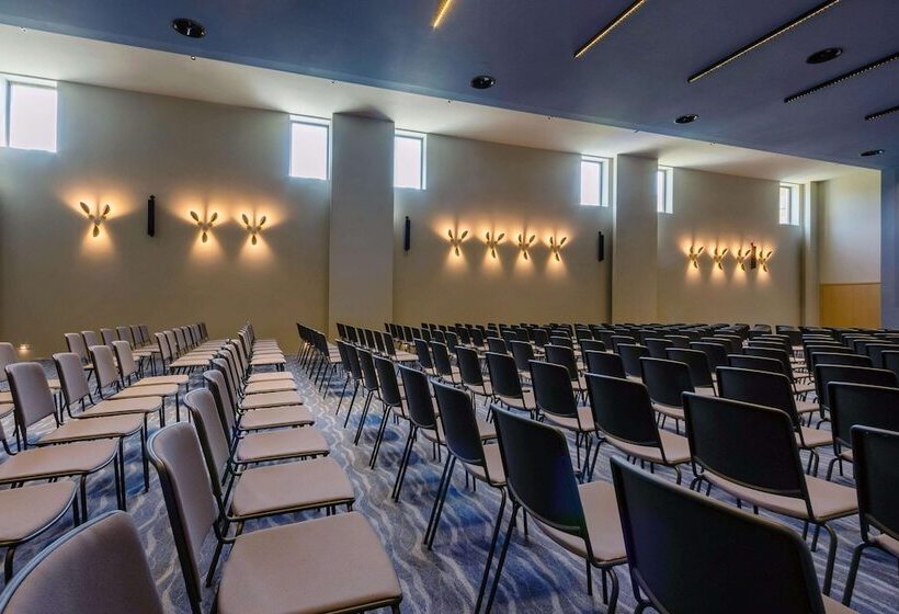 Ammoa Luxury Hotel & Spa Resort