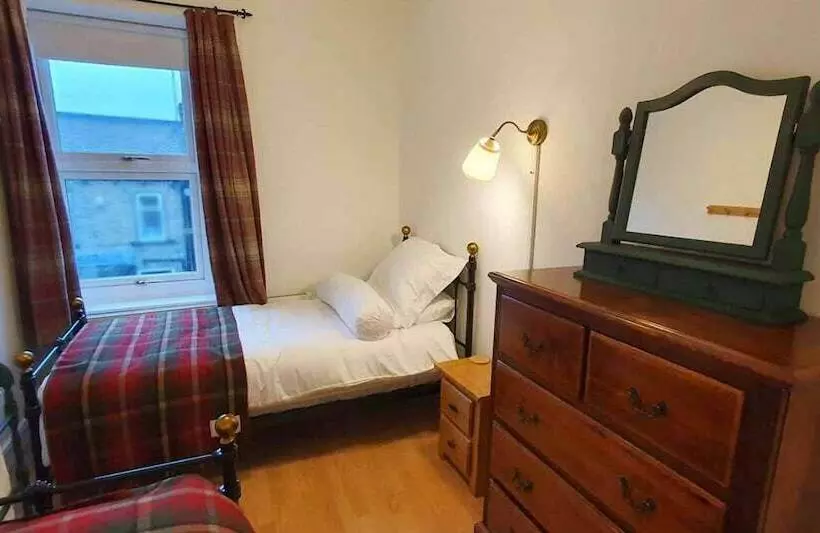 Charming 2bed Kaitness Cottage In Skipton