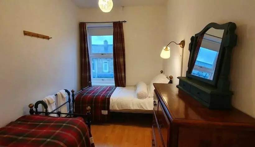 Charming 2bed Kaitness Cottage In Skipton