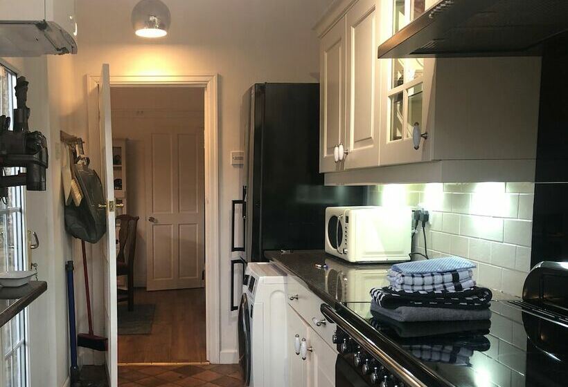 Charming 2bed Kaitness Cottage In Skipton