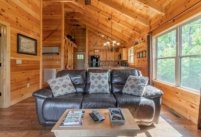 Ever After Mountain View Hot Tub