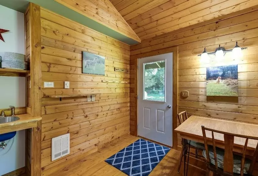 71mf  Rustic   Pets Ok   Sleeps 4