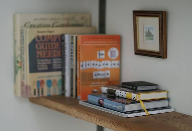 Charming Cottage In The Heart Of Sherborne