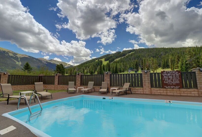 Heated Pool Ski In Walk Out Perfect Hotel Room Cv210a By Redawning