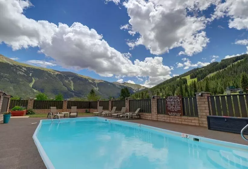 Heated Pool Ski In Walk Out Perfect Hotel Room   Cv210a By Redawning