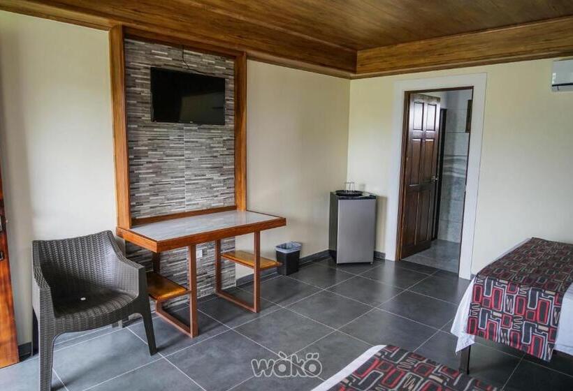 هتل Campos Arenal