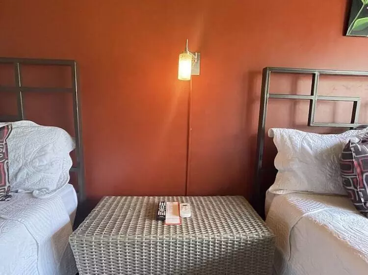 هتل Campos Arenal