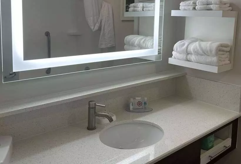 Hotelli Comfort Inn Darien  North Brunswick