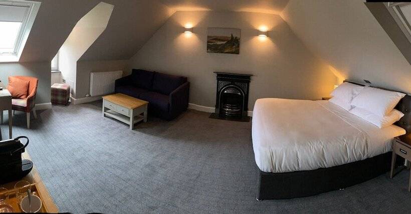 בית מלון כפרי House Of Juniper The Manse