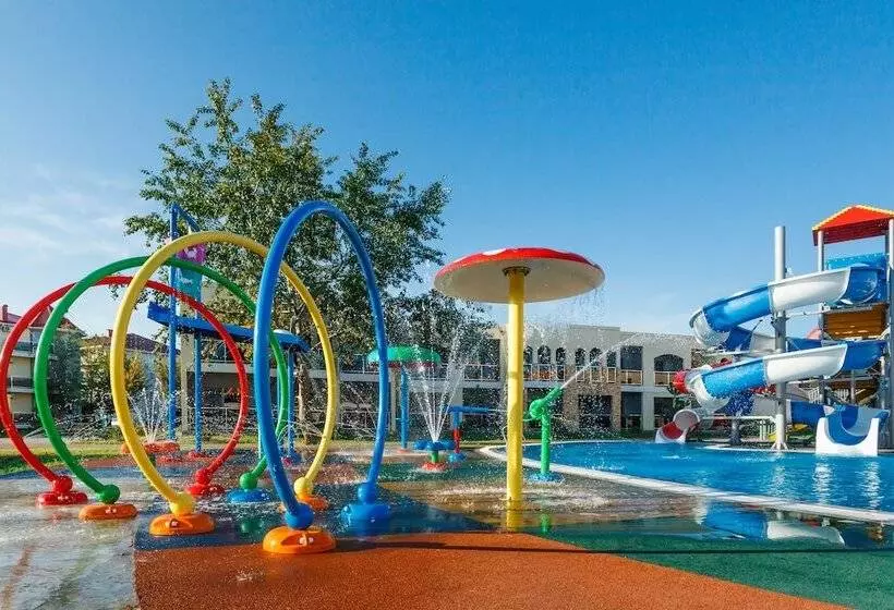 هتل Morea Family Resort&spa All Inclusive