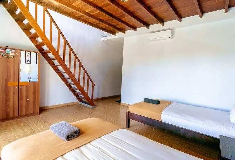 پانسیون Putu Homestay