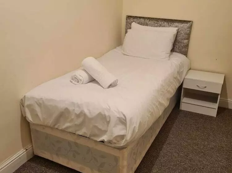 レジデンス Lovely 2 Bed House In Bolton Greater Manchester