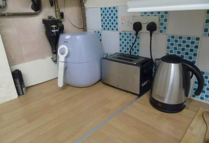 レジデンス Lovely 2 Bed House In Bolton Greater Manchester