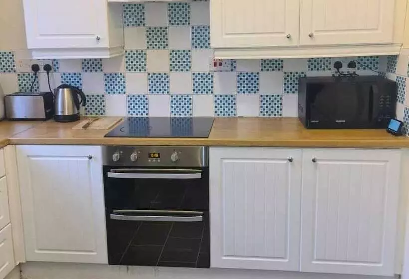 レジデンス Lovely 2 Bed House In Bolton Greater Manchester