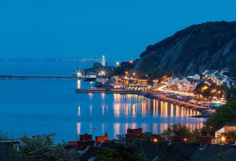 Fishermans Cottage With Stunning Sea Views