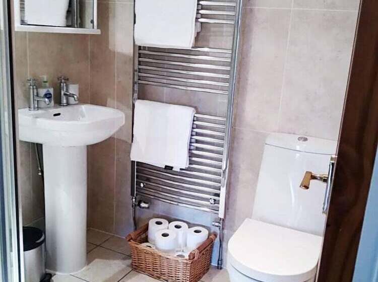 Fishermans Cottage With Stunning Sea Views