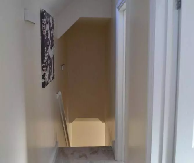 Frinton Escapes  The Cottage