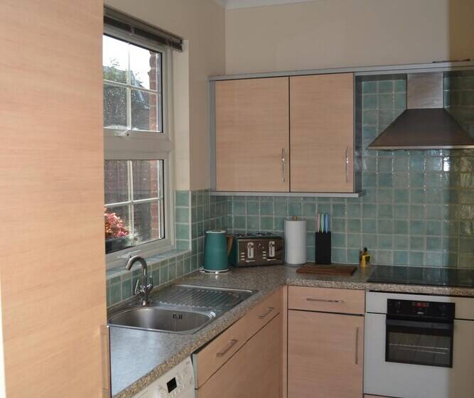 Frinton Escapes  The Cottage