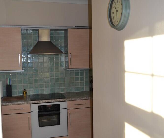 Frinton Escapes  The Cottage