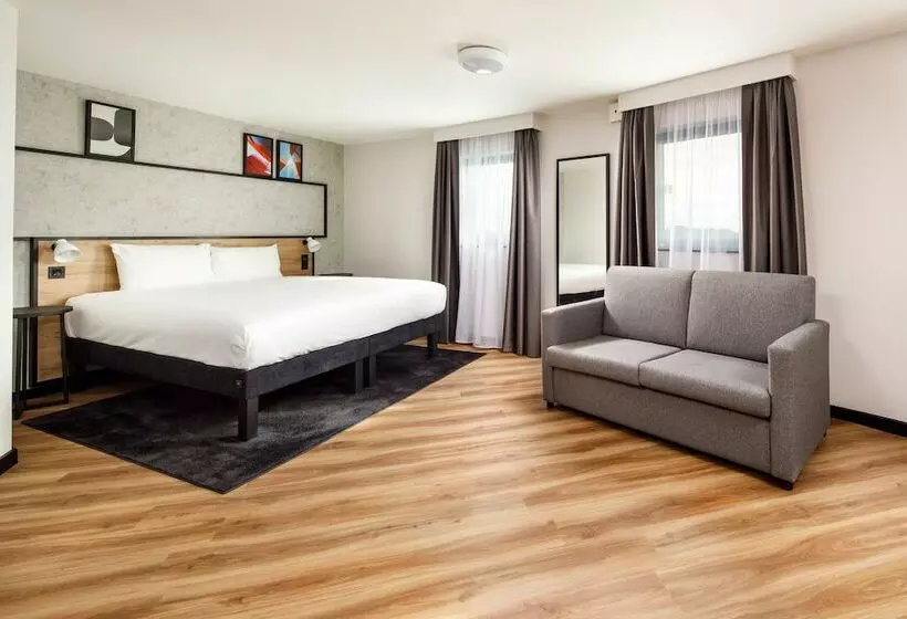 ホテル Ibis London Heathrow Terminal 5