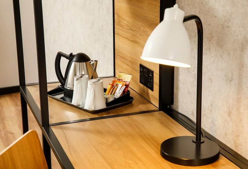 酒店 Ibis London Heathrow Terminal 5