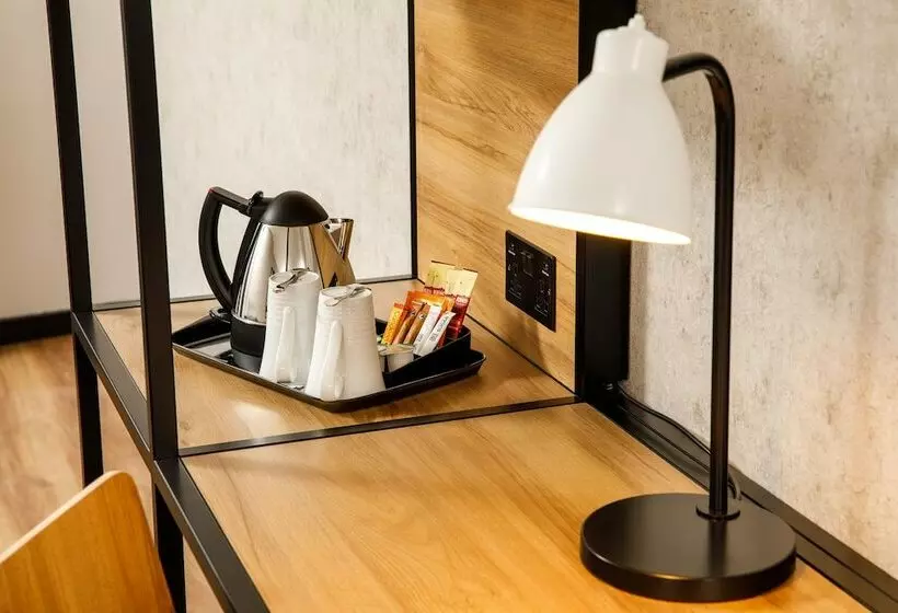 ホテル Ibis London Heathrow Terminal 5